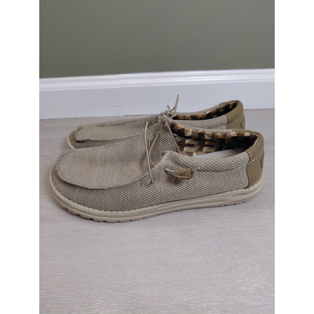 Hey Dude Men's Wally Sox Beige Lightweight Casual Men Size 13 Loafers Shoes